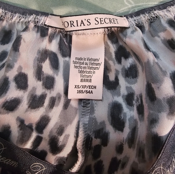 Victoria's Secret Pink and Black Pajama Intimates & Sleepwear Small - Picture 5 of 8